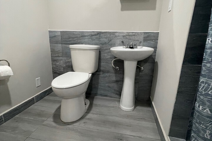 Room 15 of 25