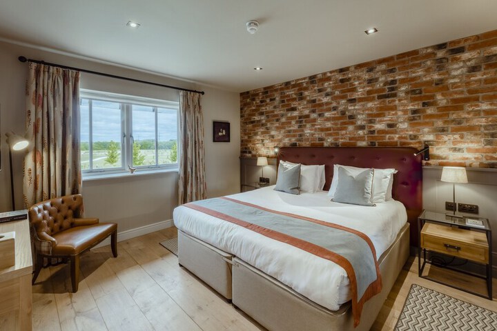 Room 14 of 56