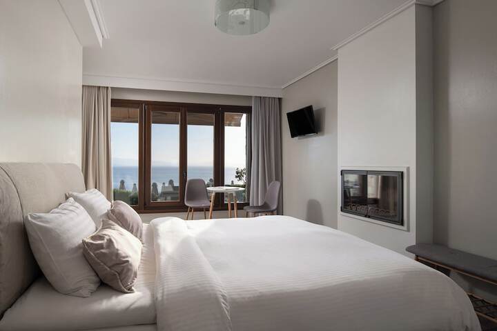 Room 9 of 48