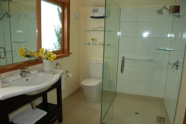 Clean Restrooms