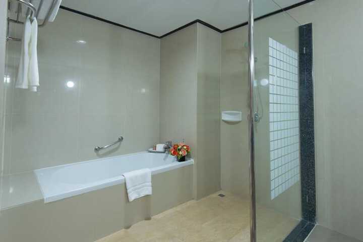 Room 29 of 45