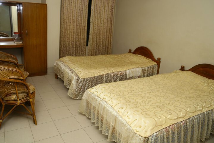 Room 7 of 24