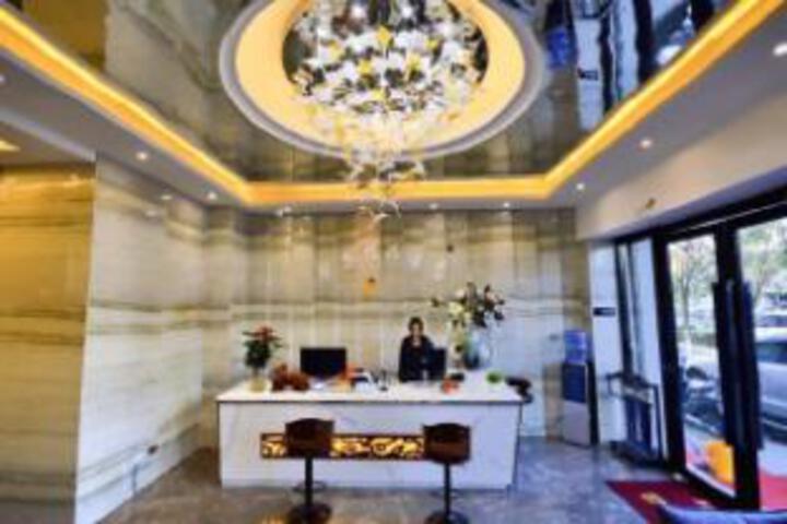Huaen Boutique Hotel (Dali Xiangyun High-speed Railway Station Branch)