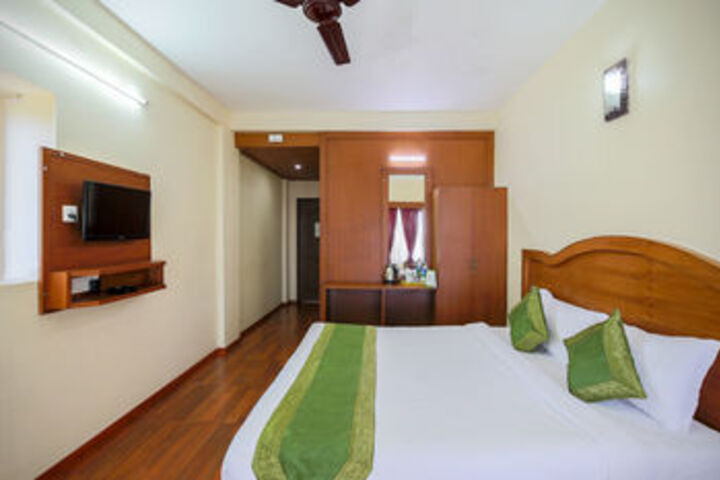 Room 18 of 35