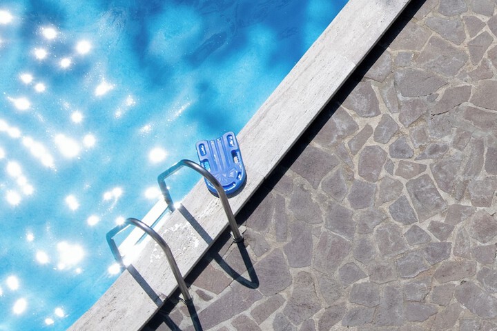 Pool 60 of 90