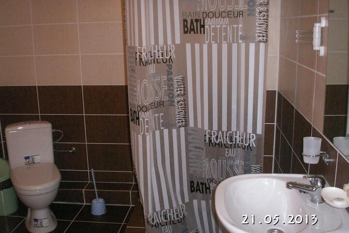 Photo 9