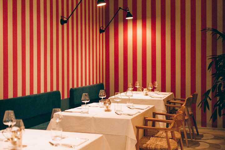 Dining 64 of 80