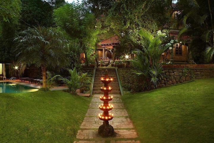 Hotel 6 of 7