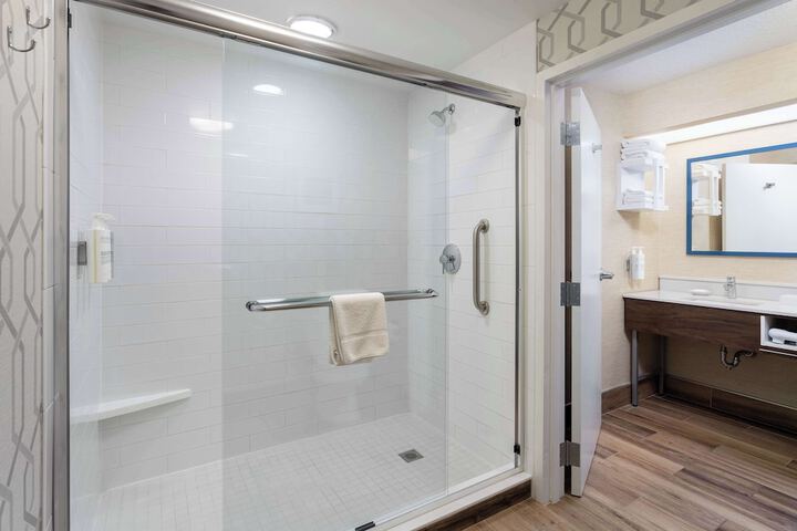 Bathroom shower