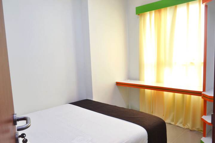 Room 17 of 57