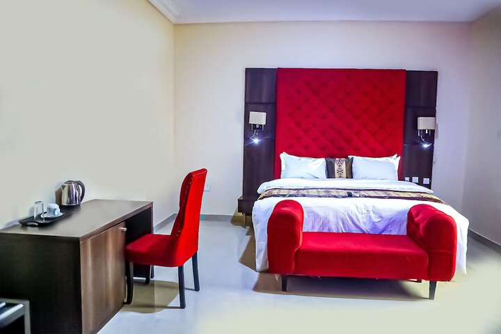Room 21 of 51