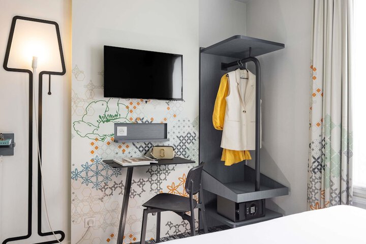 Room 15 of 45