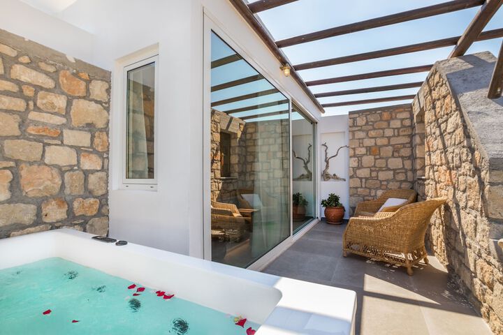 Hot Tub 76 of 108