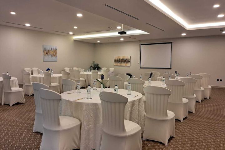 Ballroom/Hall 60 of 69