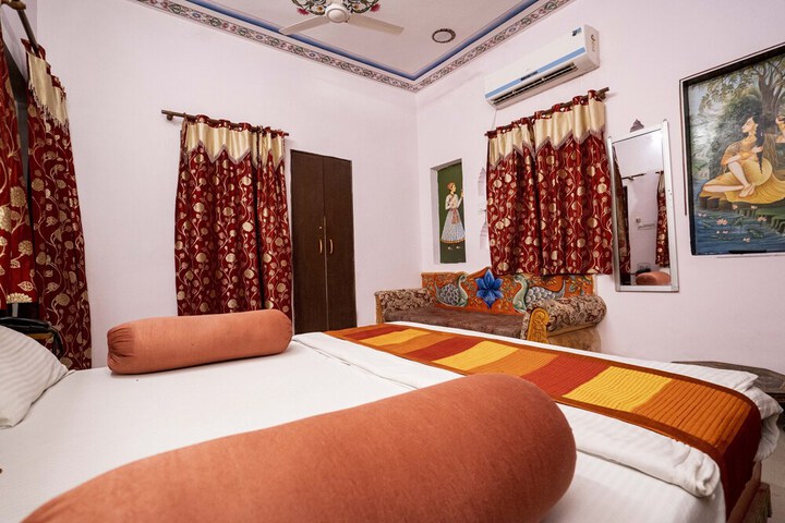 Room 10 of 47