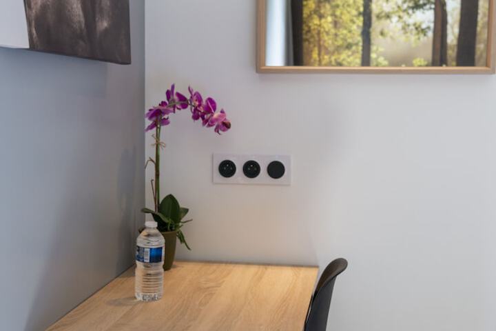 Room 6 of 45