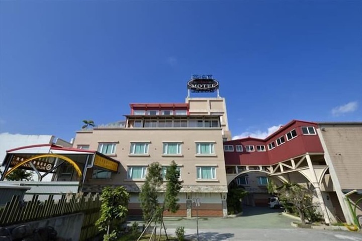 England Motel in Yilan
