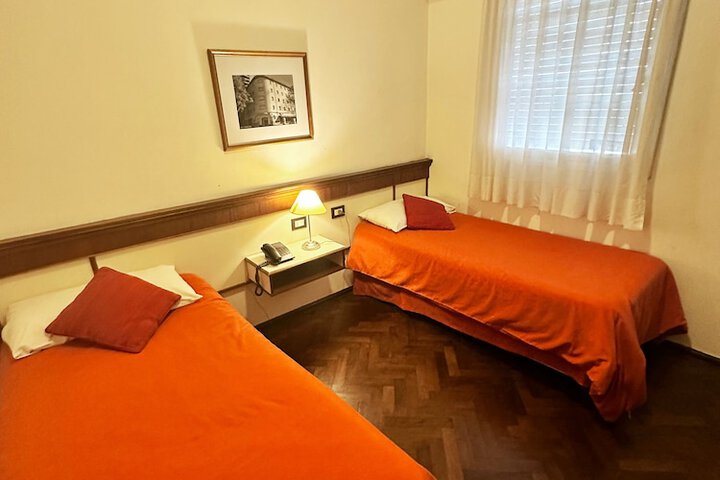 Room 30 of 90
