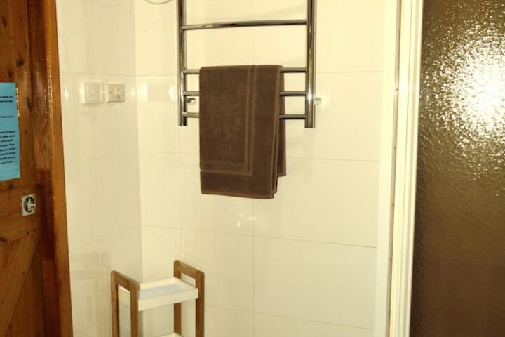 Room 36 of 144