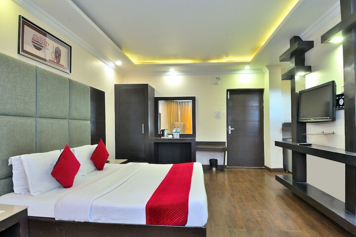 Room 17 of 42