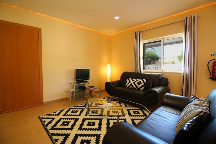 Room 48 of 92
