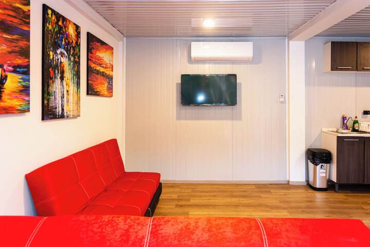 Room 43 of 74