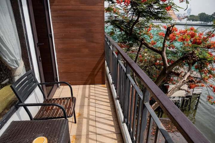 Terrace/Patio 19 of 49