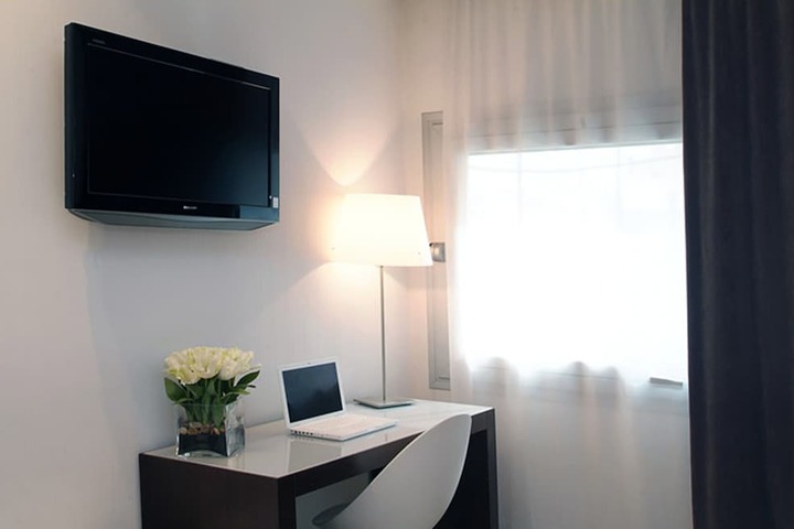 Room 12 of 41