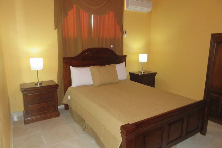 Room 6 of 26