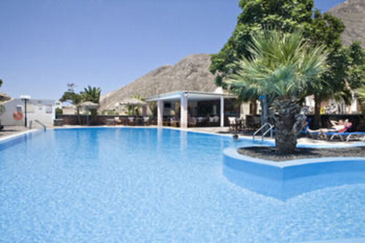 Pool 23 of 25