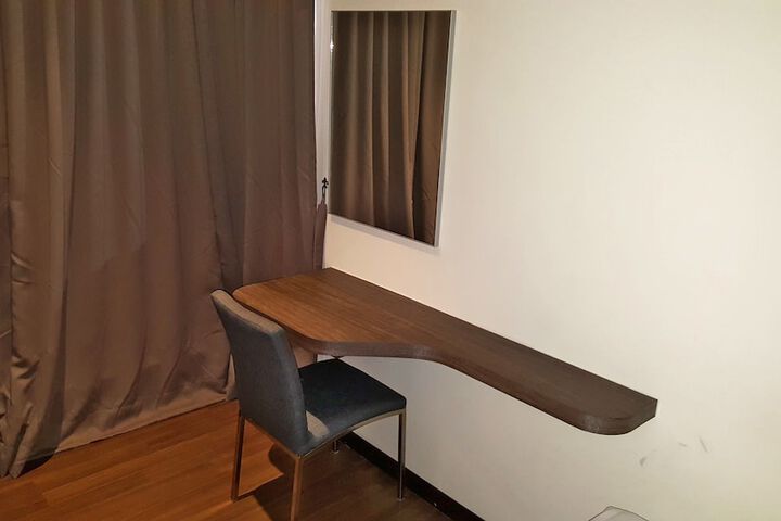Room 21 of 35