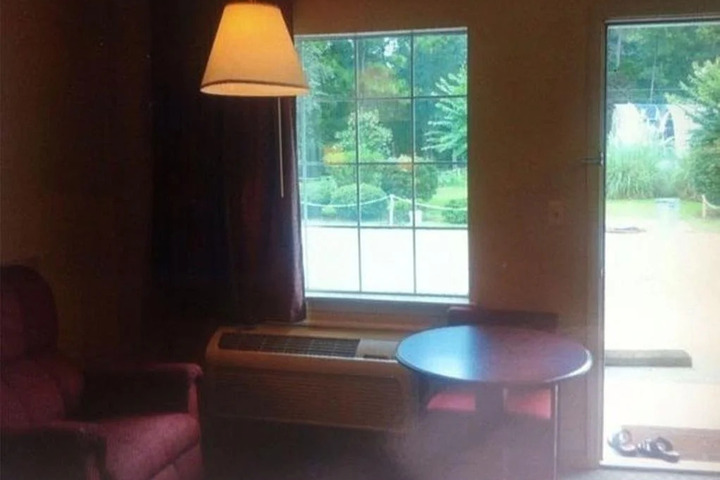 Image of GATEWAY INN