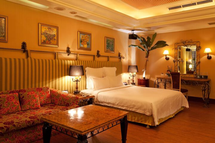 Room 21 of 55