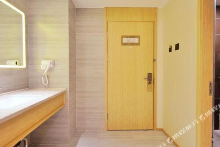 Ji Hotel (Zhuozhou East Station)