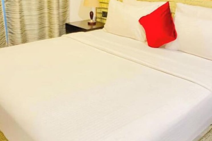 Room 20 of 135