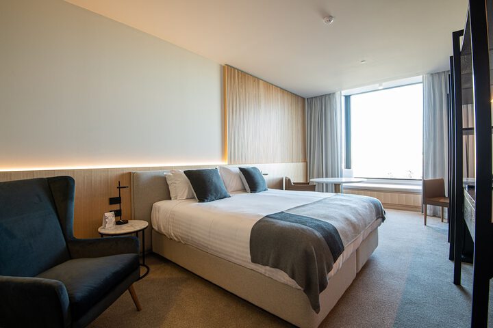 Room 3 of 45