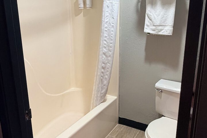 Room 60 of 90