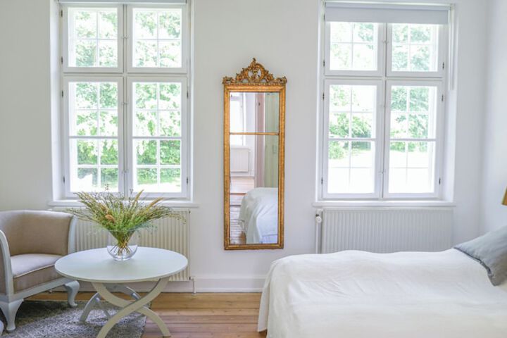 Room 18 of 51