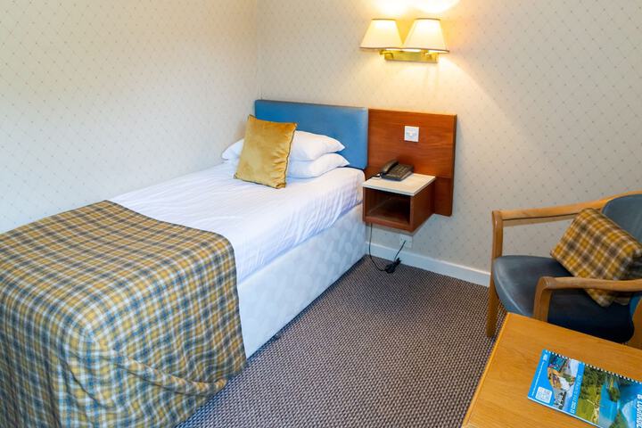Room 37 of 116
