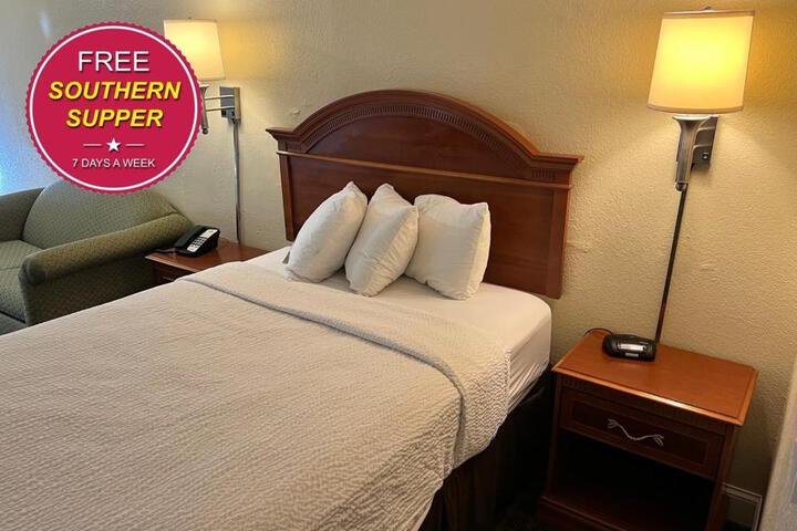 1 Double Bed Mobility Accessible (4 of 15)