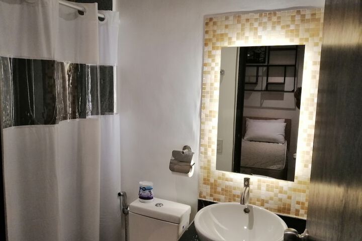 Room 57 of 116