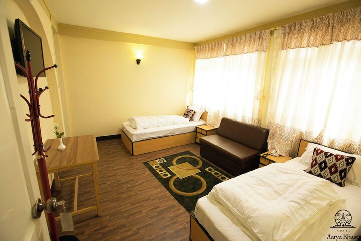Room 12 of 34