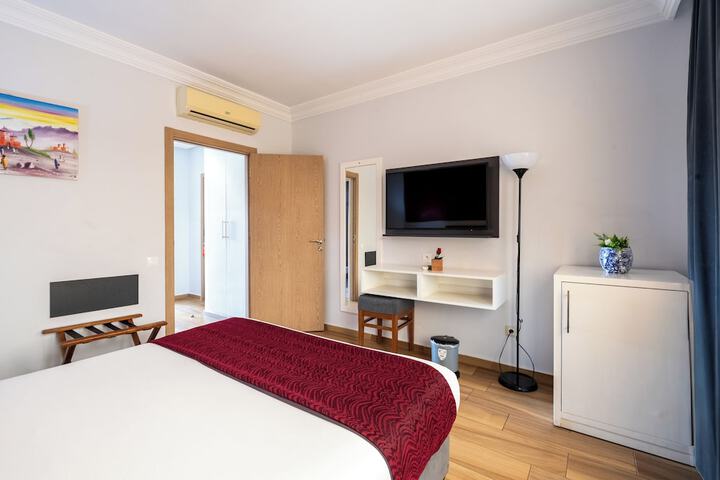 Room 29 of 85