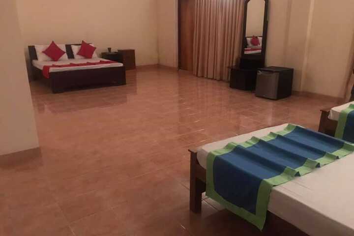 Room 3 of 23