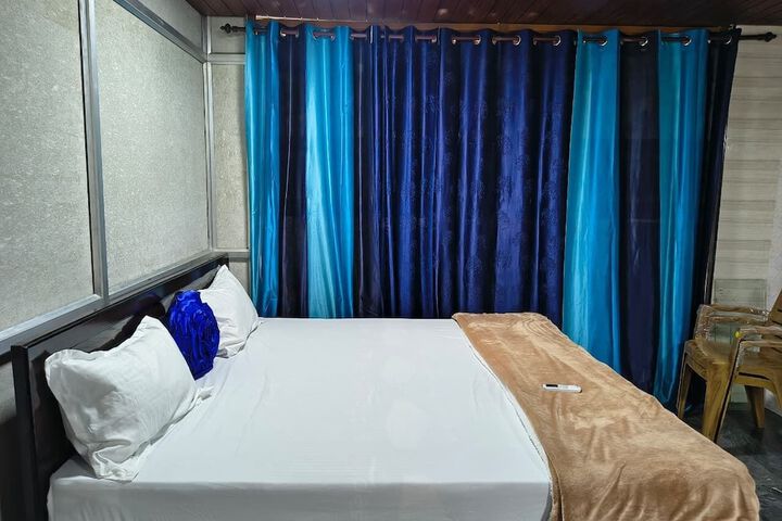 Room 10 of 55