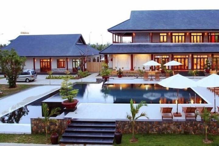 Aniise Villa Resort