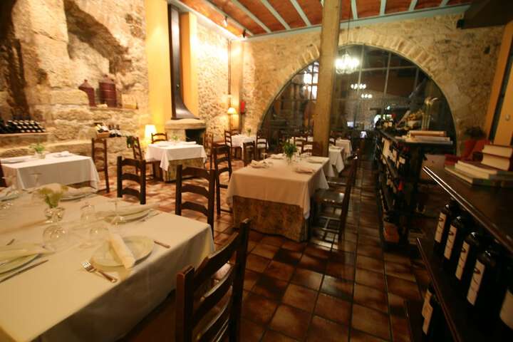 Dining 56 of 61