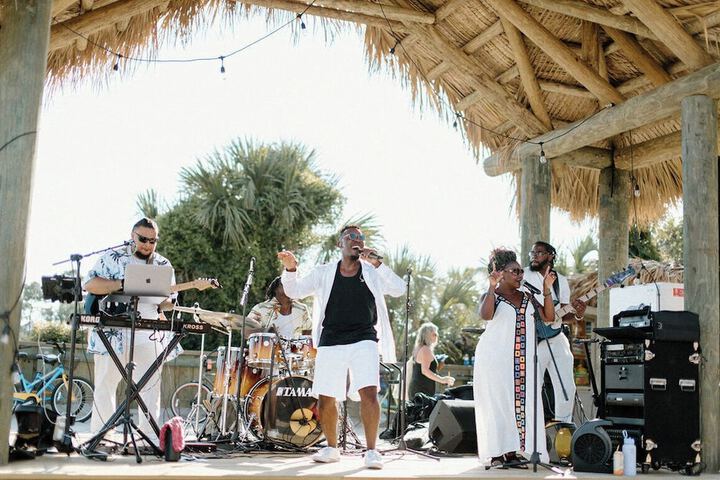Beach bar