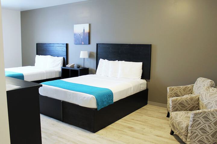 Room 4 of 18