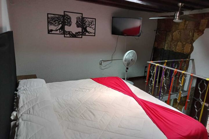 Room 4 of 23